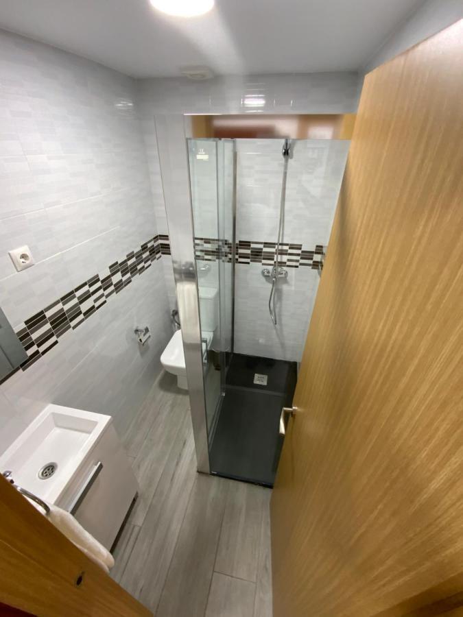 Reyna Apartamentos Malaga Exterior photo